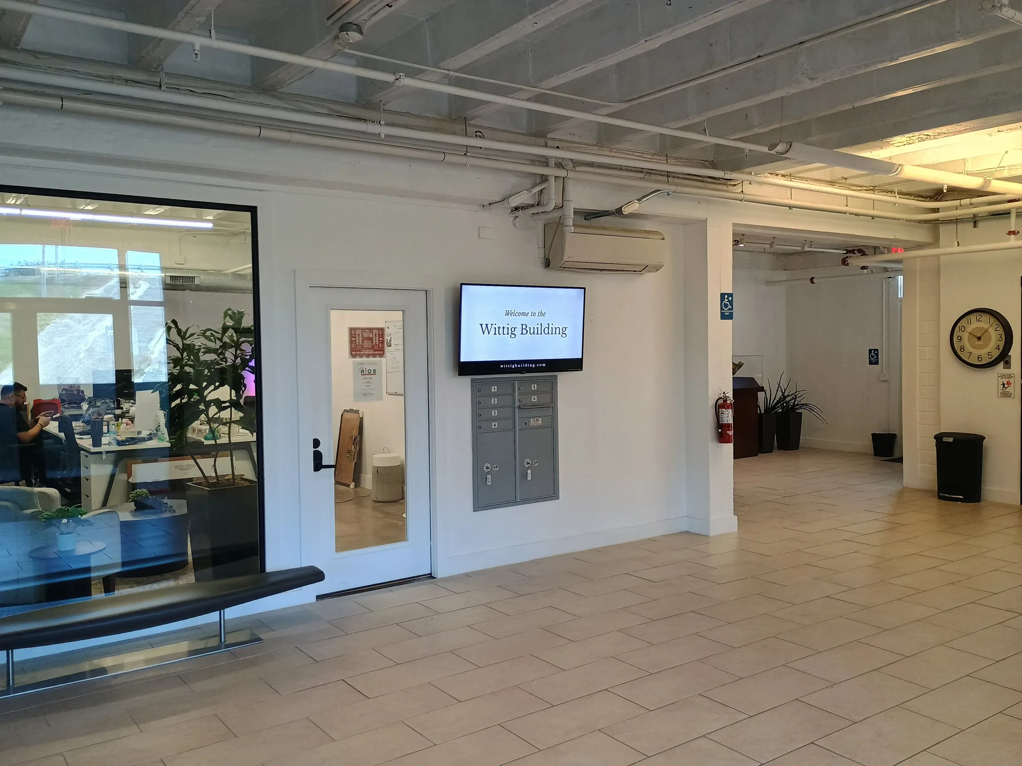 First-floor photograph 2