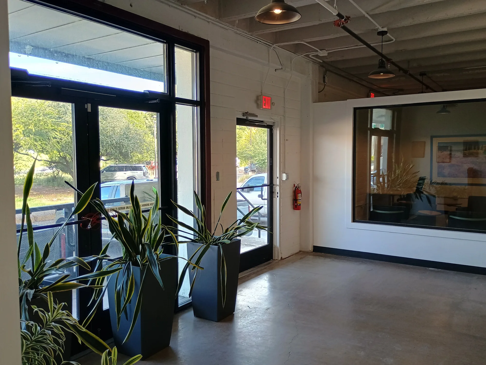 First-floor photograph 4