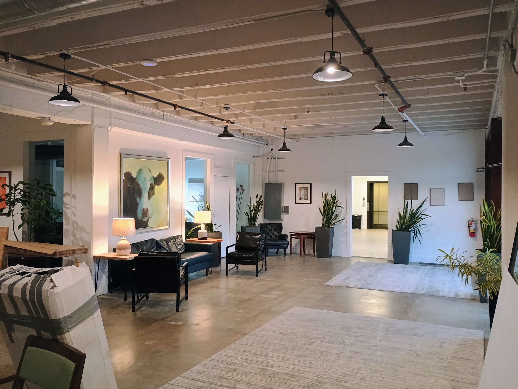 First-floor photograph 5