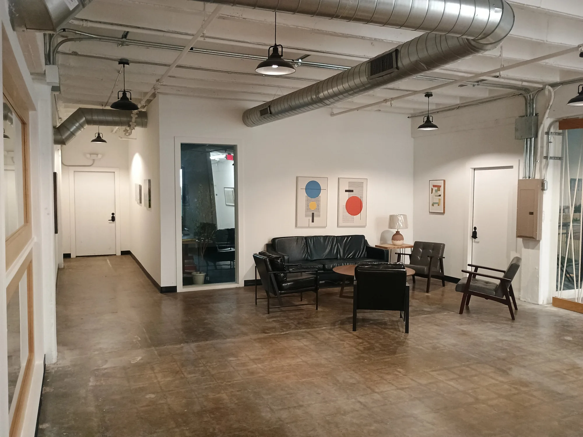 First-floor photograph 8