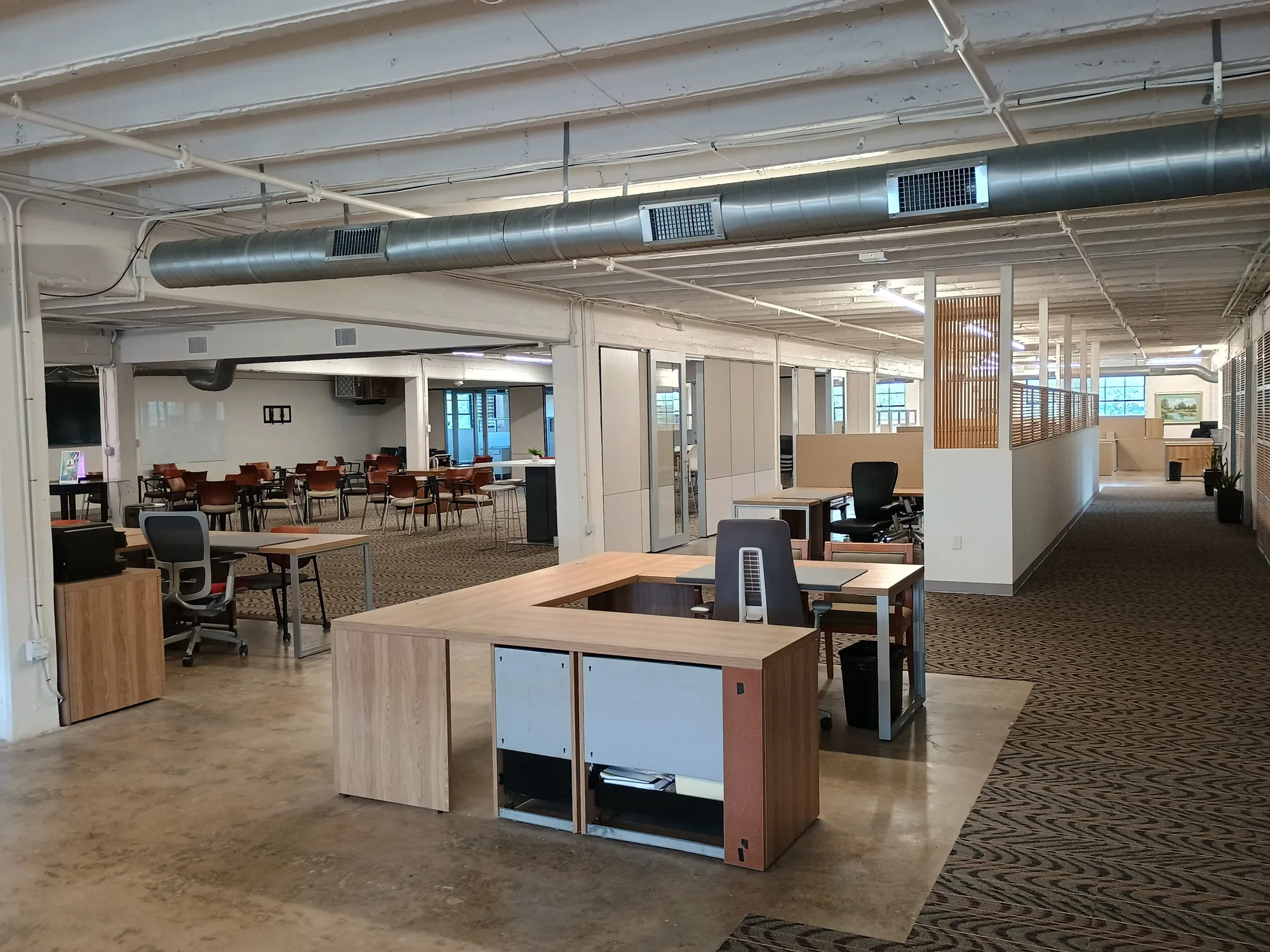 Second-floor photograph 6
