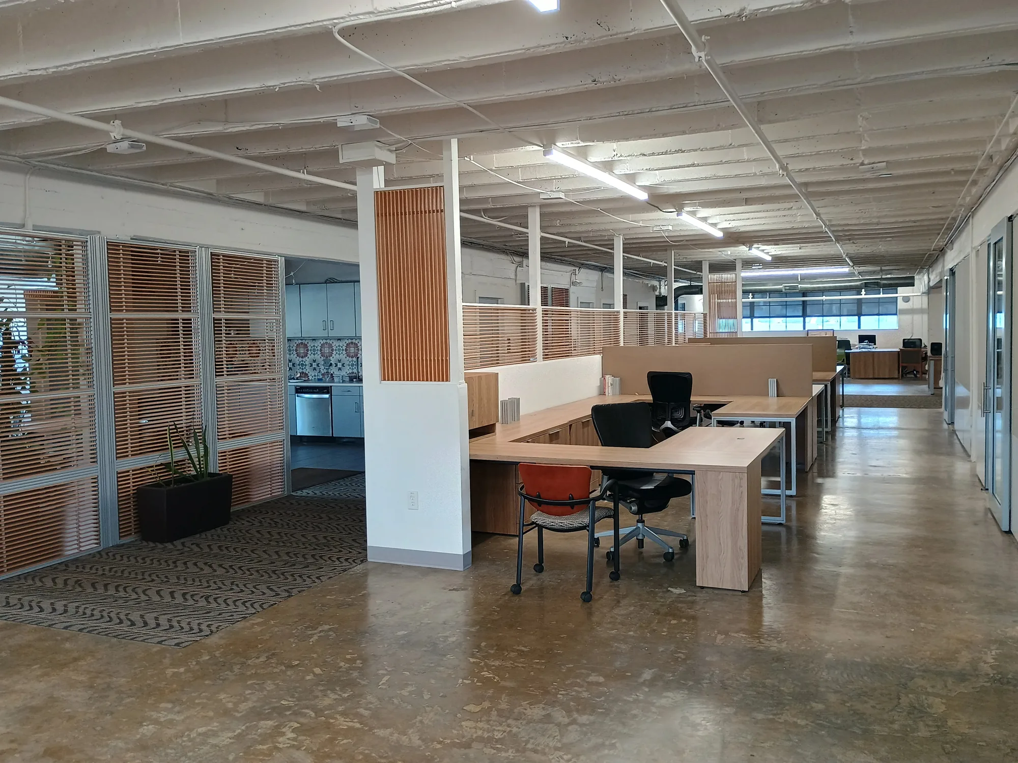 Second-floor photograph 10