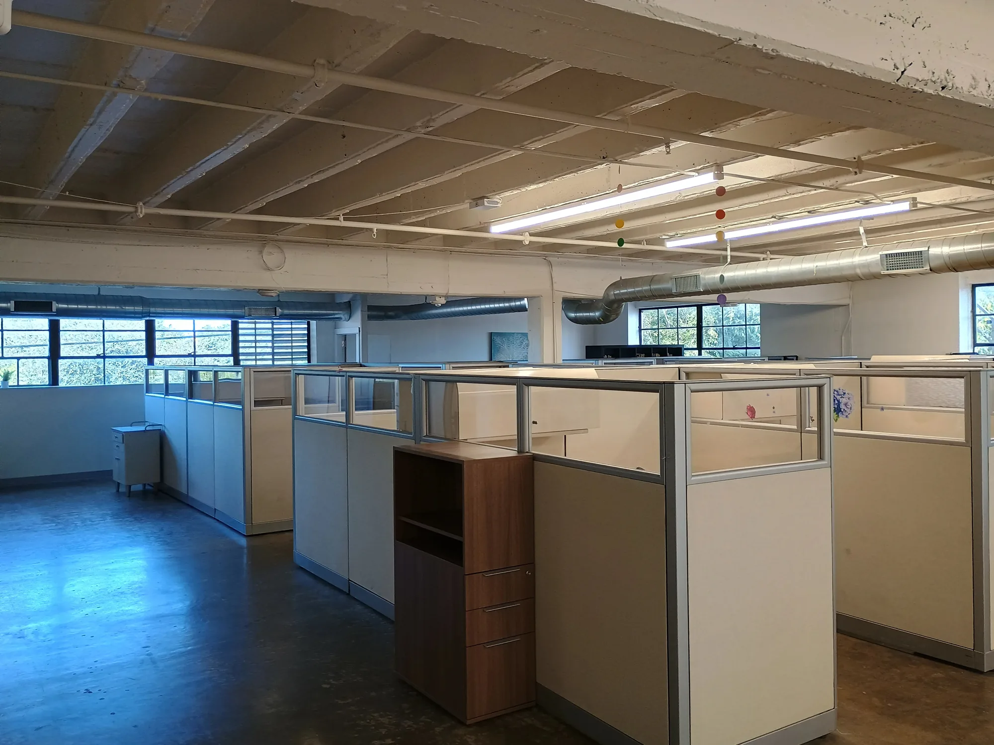 Second-floor photograph 11