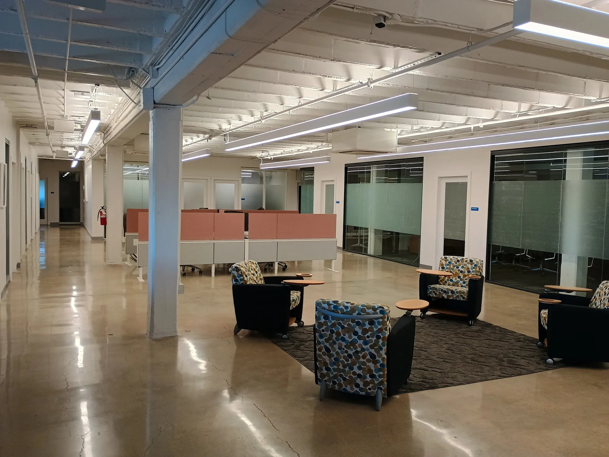 Third-floor photograph 1